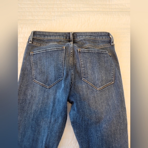 Abercrombie mid rise jeans - Picture 2 of 4